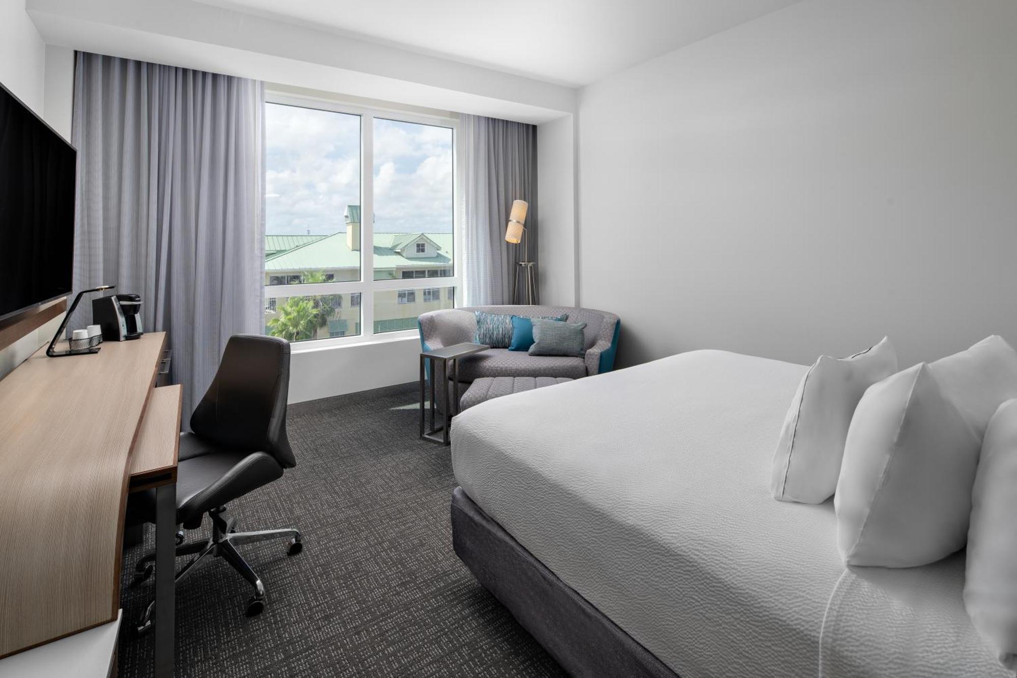 Courtyard By Marriott Delray Beach Exterior photo